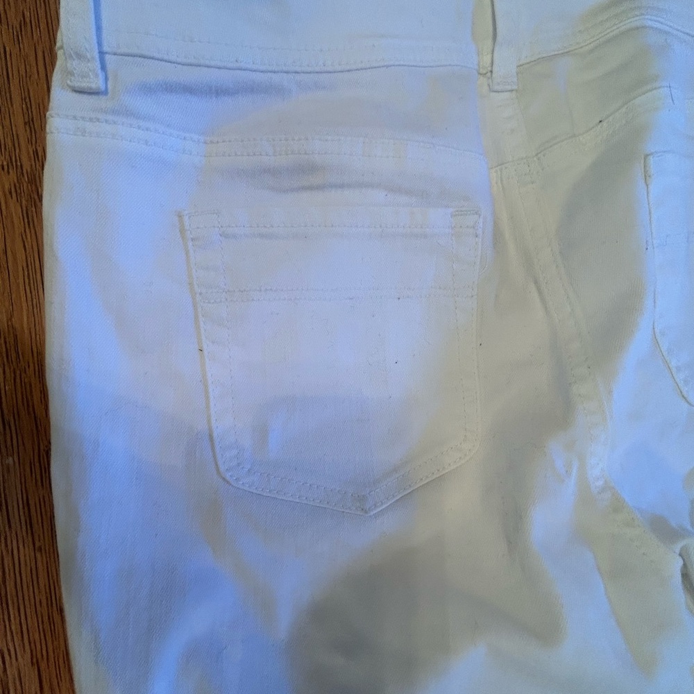 Chico's White Jeans - Picture 9 of 11